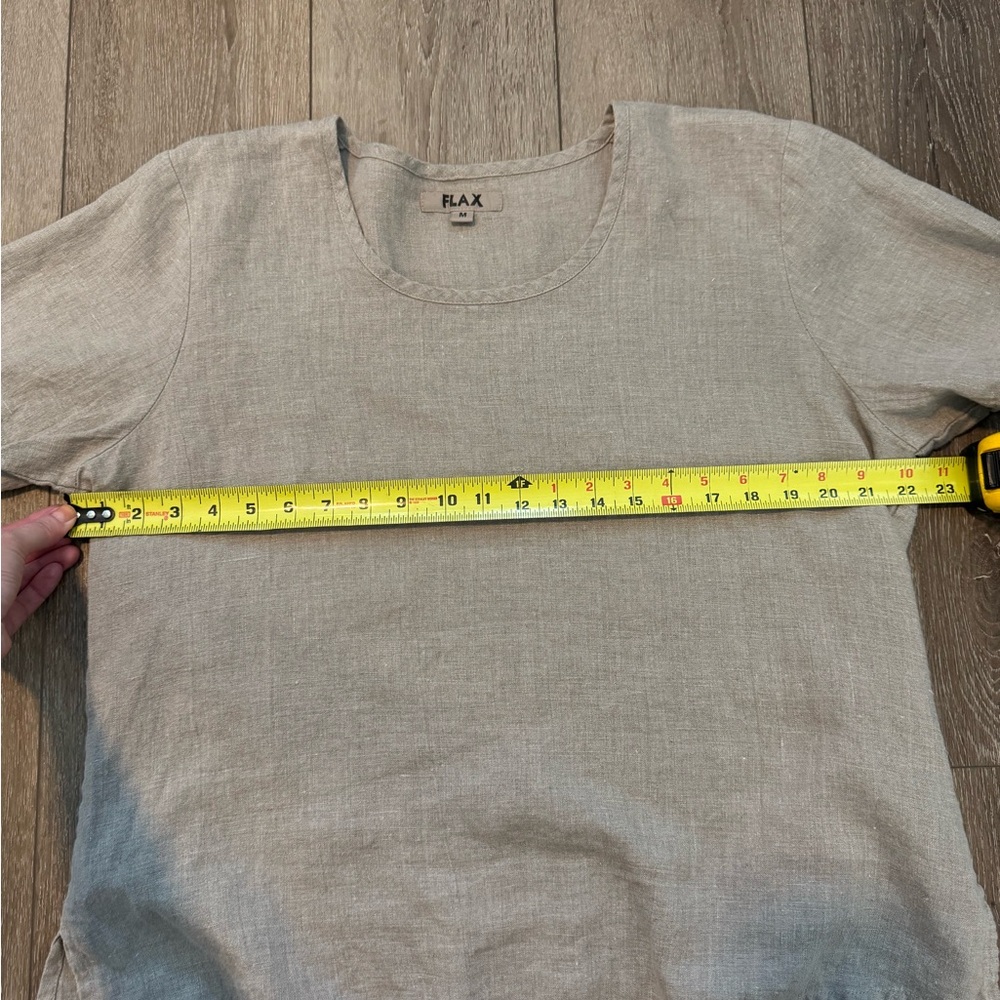 Flax Women's 100% Boxy Short Sleeve Top in a Natural Beige Color Medium - Picture 7 of 8